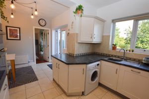 Kitchen/Diner- click for photo gallery